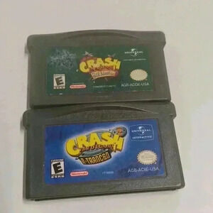 Crash Bandicoot Nintendo Game Boy Advance  GBA Bundle